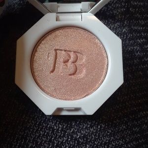 fenty beauty kilowatt single highlight